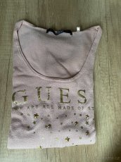 Guess svetrik - 2
