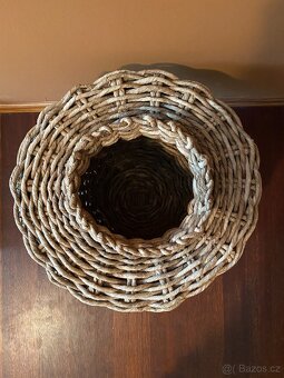Koš z tropické rostliny, výška 40 cm, horní průměr 30 cm, pr - 2