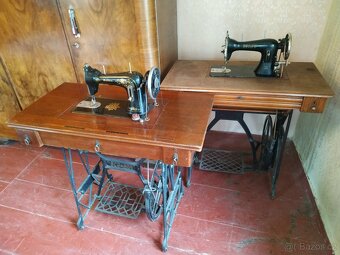 Starožitný šicí stroj Bobbin - 2
