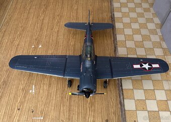 SBD-5 DAUNTLESS - 2