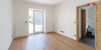 Pronájem rodinného domu, 4+1, 125 m2, pozemek 385 m2, Beroun - 2