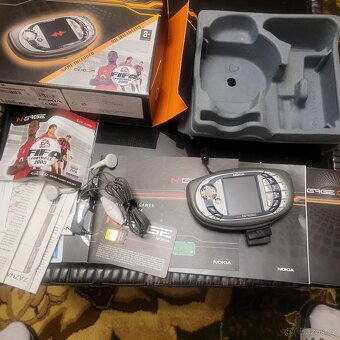Nokia N-Gage - 2
