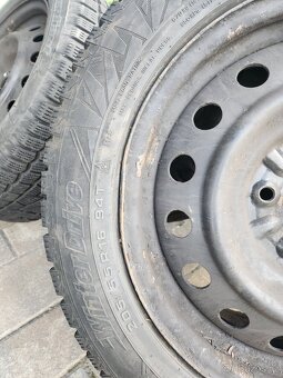 Zimní pneu 205/55R16 na discích - 2