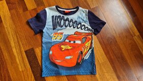 Tričko s cars, sviticim dinem - 2