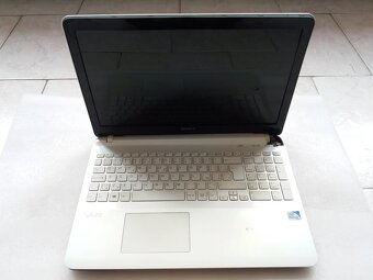 SONY VAIO SVF 152C29M - 2