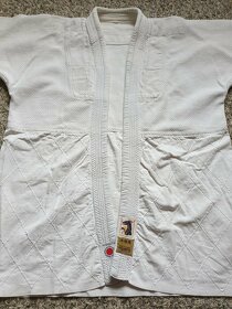 Kabát ke kimonu na judo - 2