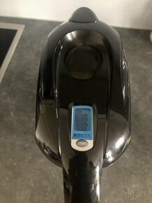 Filtrační konvice Brita Elemaris Meter XL + 3x Maxtra filtr - 2