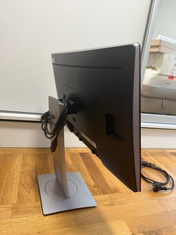 Monitor HP elitedisplay E240 - 2