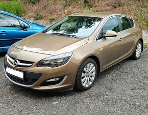 Opel Astra 1.4T HB Cosmo 88kW - 2