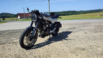 Husqvarna Svartpilen 125 - 2