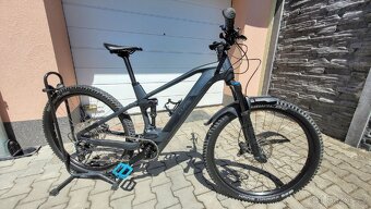 Cube stereo hybrid 120, 2020 - 2
