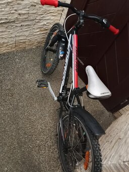 Pěkné kolo dětské 20 velikost - 2