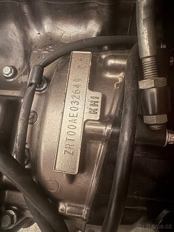 Kawasaki Z1000 motor - 2