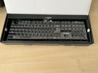 Herní klávesnice Yenkee Panzer YKB 3400 CZ - 2