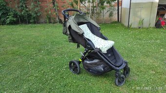Britax B-Motion 4 Plus Olive Green - 2
