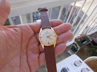 krasne funkcni oblibene hodinky prim ala diplomat rok 1965 - 2