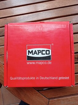 Prodám zadní brzdové kotouče s brzd deskami - 2