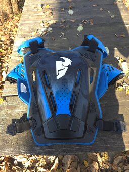 Moto chránič těla - 2