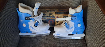 Dětské brusle stavitelná velikost 33-36 - 2
