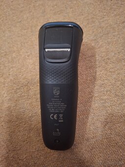 Pánský holící strojek zn. PHILIPS S3233/52 Series 3000 - 2