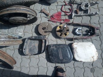 Náhradní díly Jawa - 2