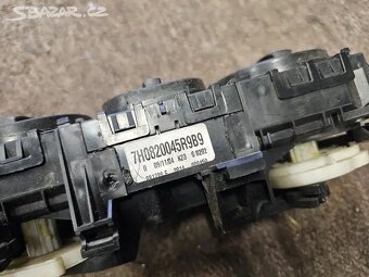 Climatronic ovládání topení klimatizace VW T5

 - 2