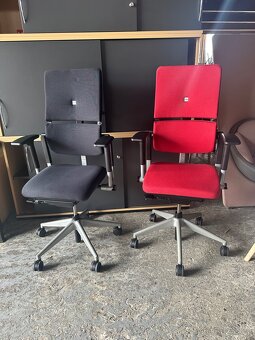 Kancelářská židle Steelcase Please - 2