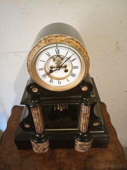 Stolní mramorové hodiny - 2