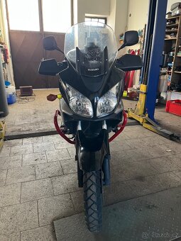 Suzuki WVB1 V-STROM 650 - 2
