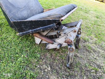 Vzduchové sedadlo zetor - 2