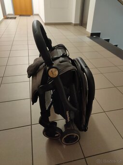 Cestovní kočárek - 2