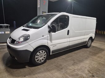 Renault Trafic - 2