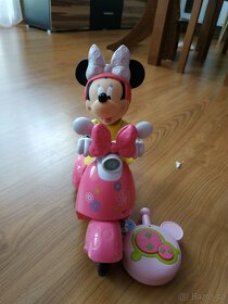 IMC Toys Minnie Mouse na skútru na dálkové ovládání - 2