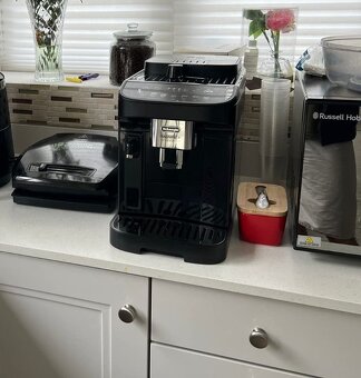 Automatický kávovar DeLonghi Magnifica Evo ECAM292 - 2