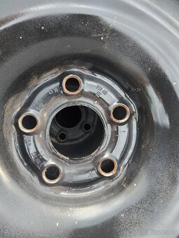 185/60r15 Bridgestone včetně disků škoda vw - 2