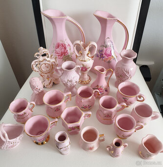 Různé dekorace růžový porcelán retro sada 22ks - 2