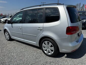 Volkswagen Touran 1.6 Tdi 77kw 7m BEZ KOROZE - 2