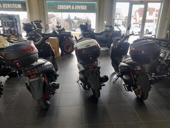 Skútr BUFFLER SM125R (EURO 5) - 2