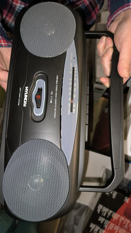 Rádio s kazeťákem Hyundai - 2