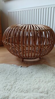 Proutěný ratanový taburet kulatý - 2