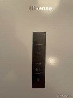 Lednička s mrazničkou Hisense - 2