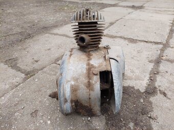 Motor Manet - 2
