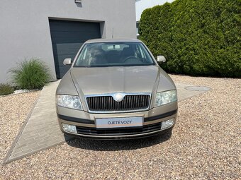 Škoda Octavia 1.9 TDI 77KW, Servisní kniha - 2