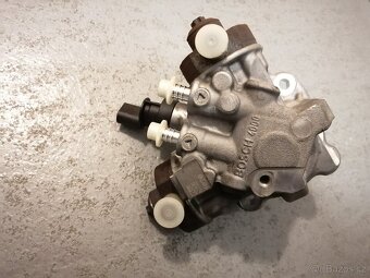 BMW Vstřikovací čerpadlo Motor 3.0D označení N57 - 2