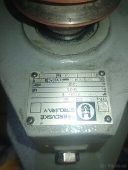 El motor s prevodem - 2