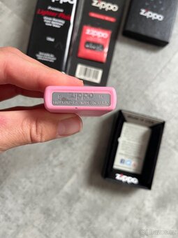 Zippo zapalovač - 2