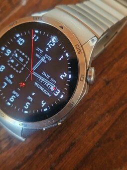 Prodám Huawei Watch GT 4 ve velmi dobrém stavu – bez krabičk - 2
