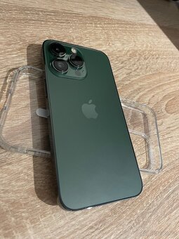 Apple iPhone 13 Pro - 2