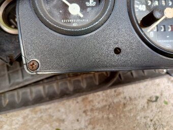 Přístrojová deska - budíky Škoda 105, 120, 125, 130 - 2