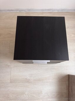 2 noční stolky - 2